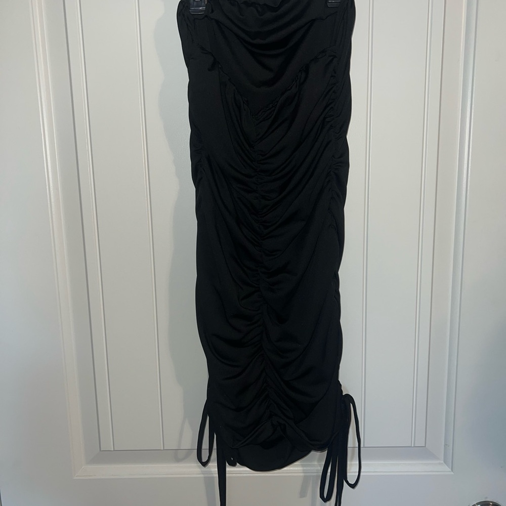 Elegant Black Ruched Dress